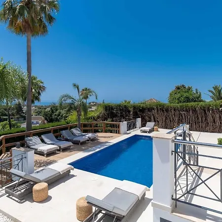 Exclusive With Amazing Views - Near Vila