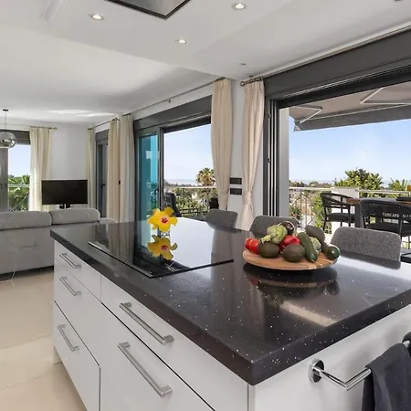Exclusive With Amazing Views - Near Vila Marbella