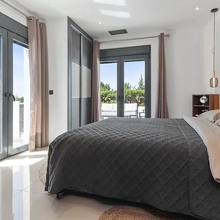 Exclusive With Amazing Views - Near Vila Marbella
