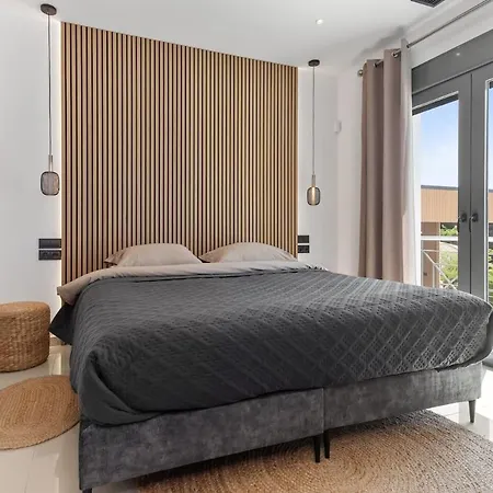 Exclusive With Amazing Views - Near Marbella